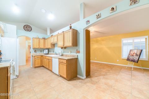 9652 E Belasco Loop, Tucson, AZ 85748 photo 17