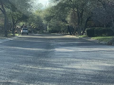 7747 E River Forest Pl #-, Tucson, AZ 85715 photo 5