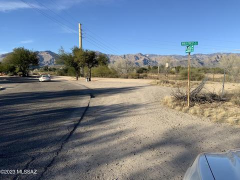 7747 E River Forest Pl #-, Tucson, AZ 85715 photo 2