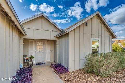 8461 N Bayou Dr, Tucson, AZ 85742