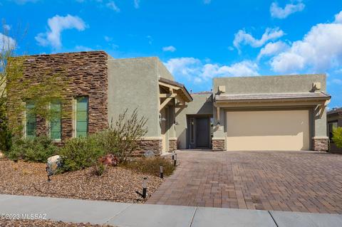 425 E Arizona Poppy Dr, Oro Valley, AZ 85755