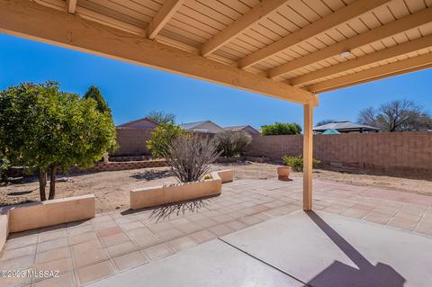 7793 S Precious Opal Dr, Tucson, AZ 85747 photo 8