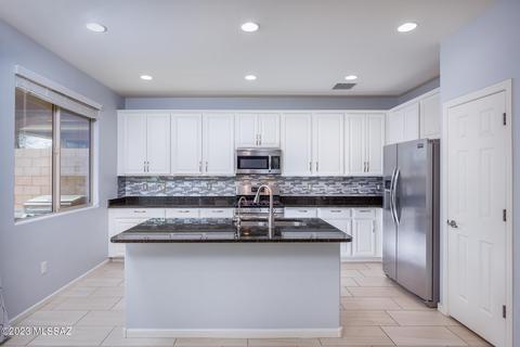 11465 E Squash Blossom Loop, Tucson, AZ 85747 photo 3