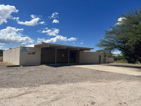 5323 N Oracle Jaynes Station Rd, Tucson, AZ 85704