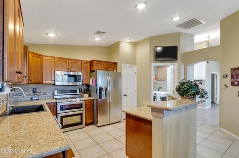 8871 E Maxwell Dr, Tucson, AZ 85747 photo 10