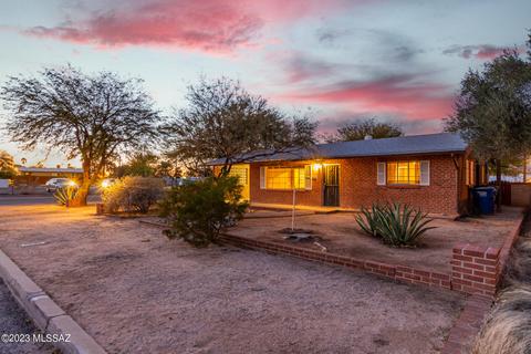5601 E 2nd St, Tucson, AZ 85711 photo 2