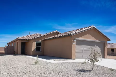 686 W Calle Calca, Sahuarita, AZ 85629