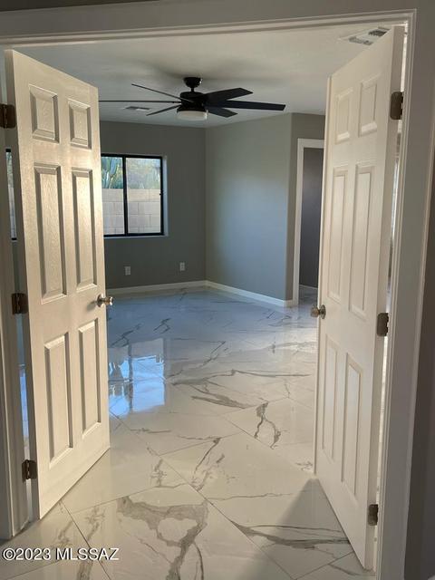 7449 E Riverbank Loop, Tucson, AZ 85715 photo 10