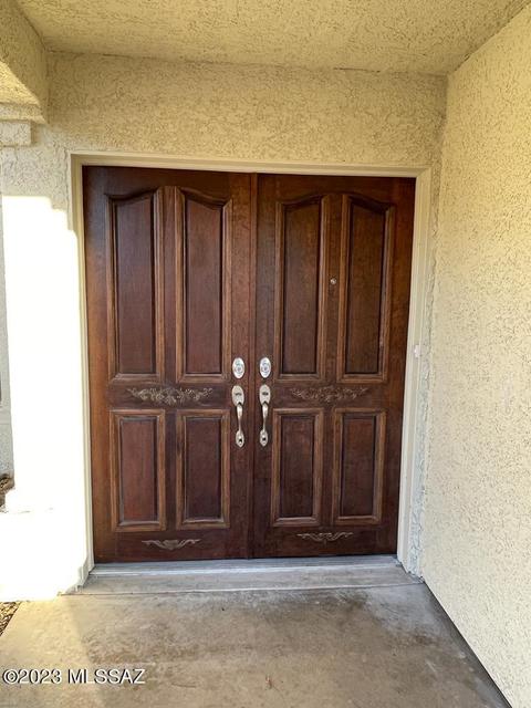 7449 E Riverbank Loop, Tucson, AZ 85715 photo 2