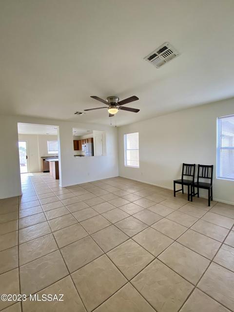 5566 S Monrovia Ave, Tucson, AZ 85706 photo 2