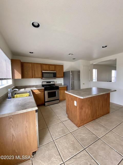 5566 S Monrovia Ave, Tucson, AZ 85706 photo 8