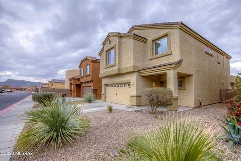 8797 N Western Red Cedar Dr, Tucson, AZ 85743