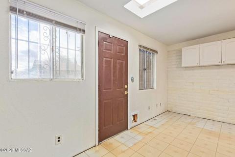 6927 E Tobin Pl, Tucson, AZ 85730 photo 8