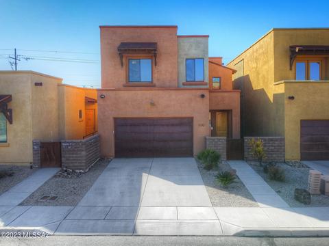 9590 E Ventaso Cir, Tucson, AZ 85715