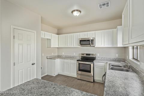 1945 E Pinal Vis, Tucson, AZ 85713 photo 12