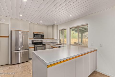 3565 E Thimble Peak Pl, Tucson, AZ 85718 photo 15