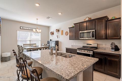 493 W Weldon St, Vail, AZ 85641 photo 4