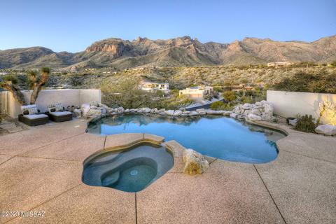 3600 E Windy Point Dr, Tucson, AZ 85718 photo 2
