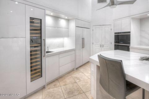 3600 E Windy Point Dr, Tucson, AZ 85718 photo 12