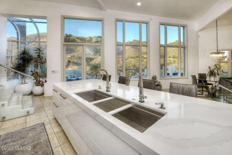 3600 E Windy Point Dr, Tucson, AZ 85718 photo 13