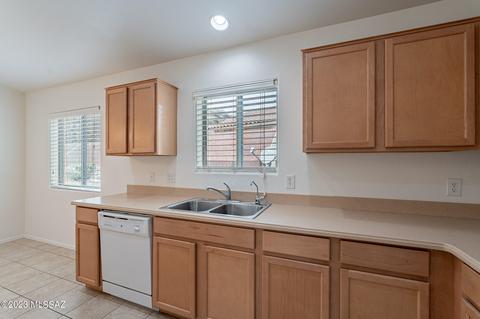 61013 E Forelock Pl, Tucson, AZ 85739 photo 14