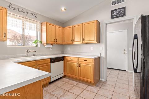 7528 S Olinga Ave, Tucson, AZ 85747 photo 11