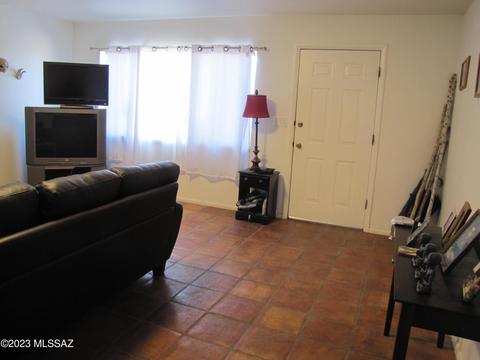 1210 E Justin St, Pearce, AZ 85625 photo 2