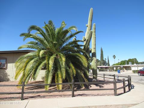 7600 E Keith Dr, Tucson, AZ 85730 photo 2