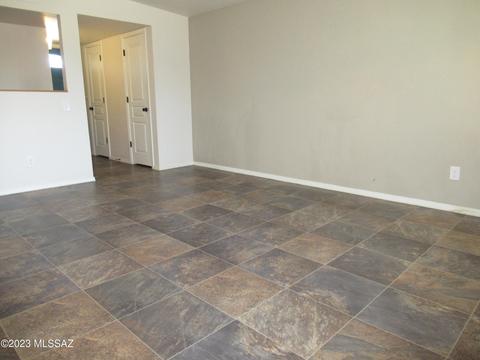 7600 E Keith Dr, Tucson, AZ 85730 photo 8
