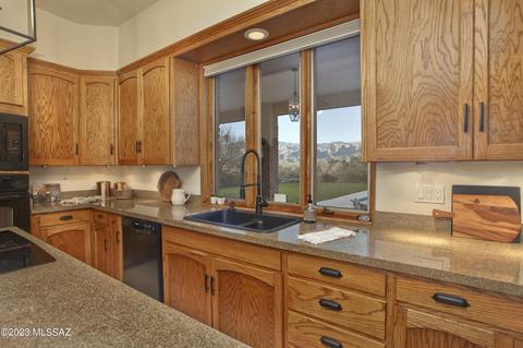8381 E Wrightstown Rd, Tucson, AZ 85715 photo 11