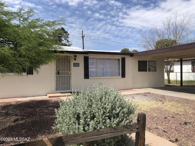 3743 E 23rd St, Tucson, AZ 85713