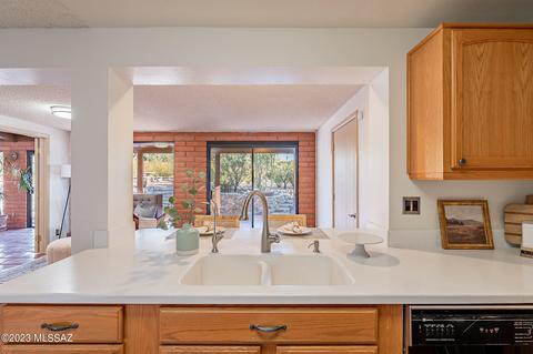 9240 E Summer Trl, Tucson, AZ 85749 photo 18