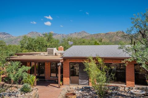 9240 E Summer Trl, Tucson, AZ 85749 photo 2