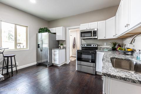 2017 E Grant Rd, Tucson, AZ 85719 photo 7