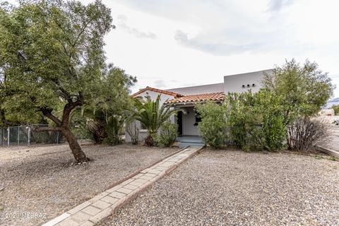 2017 E Grant Rd, Tucson, AZ 85719 photo 2