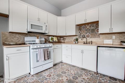 254 W Melridge St, Tucson, AZ 85706 photo 2