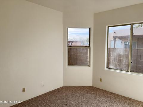 307 E Roger Rd, Tucson, AZ 85705 photo 8