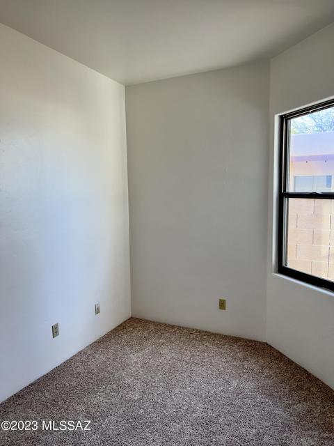 307 E Roger Rd, Tucson, AZ 85705 photo 10