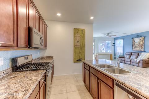 10828 E Painted Mesa Pl, Vail, AZ 85641 photo 9