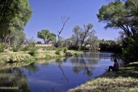 7630 S Hereford Rd, Hereford, AZ 85615