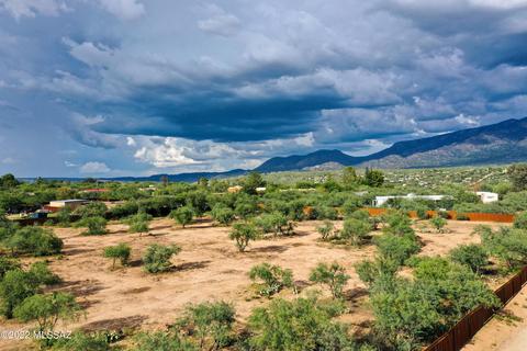 14660 N Bowman Rd, Tucson, AZ 85739