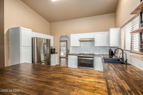 7992 S Lennox Ln, Tucson, AZ 85747 photo 7
