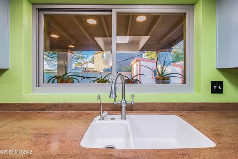 8801 E 27th St, Tucson, AZ 85710 photo 20