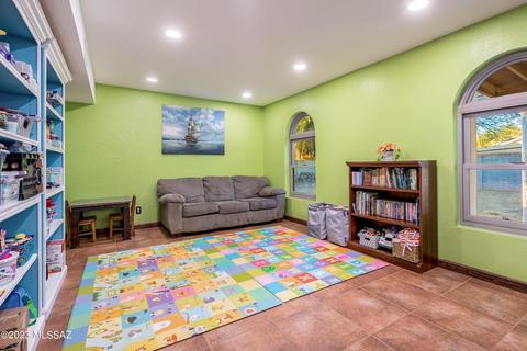 8801 E 27th St, Tucson, AZ 85710 photo 21