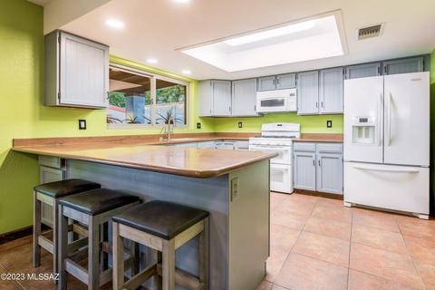 8801 E 27th St, Tucson, AZ 85710 photo 18