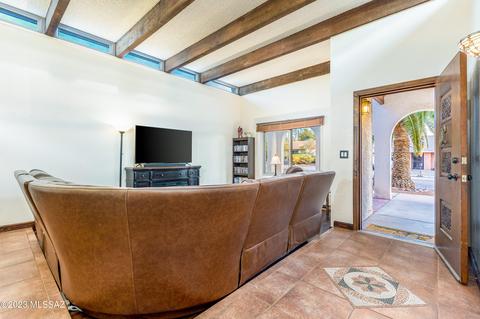 8801 E 27th St, Tucson, AZ 85710 photo 13