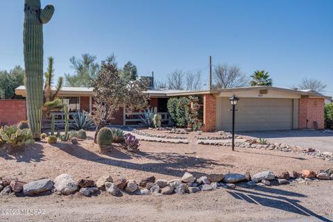 8820 E Hawk Pl, Tucson, AZ 85749 photo 1
