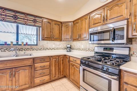8820 E Hawk Pl, Tucson, AZ 85749 photo 16