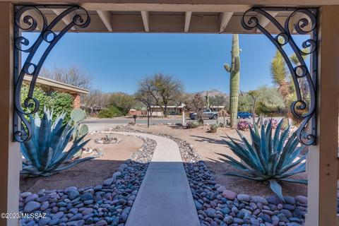 8820 E Hawk Pl, Tucson, AZ 85749 photo 6