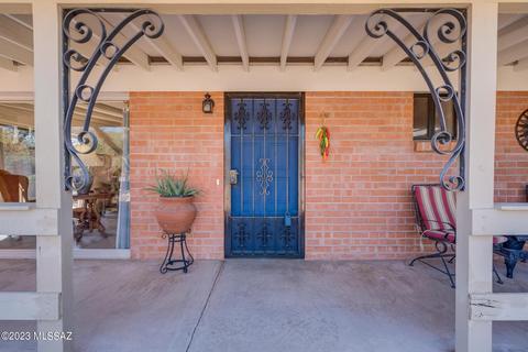 8820 E Hawk Pl, Tucson, AZ 85749 photo 4